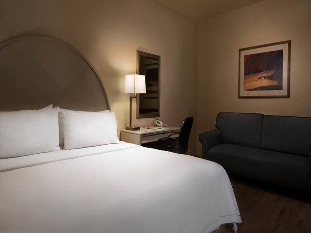 Holiday Inn Express Monterrey Galerias-San Jeronimo By Ihg Luaran gambar