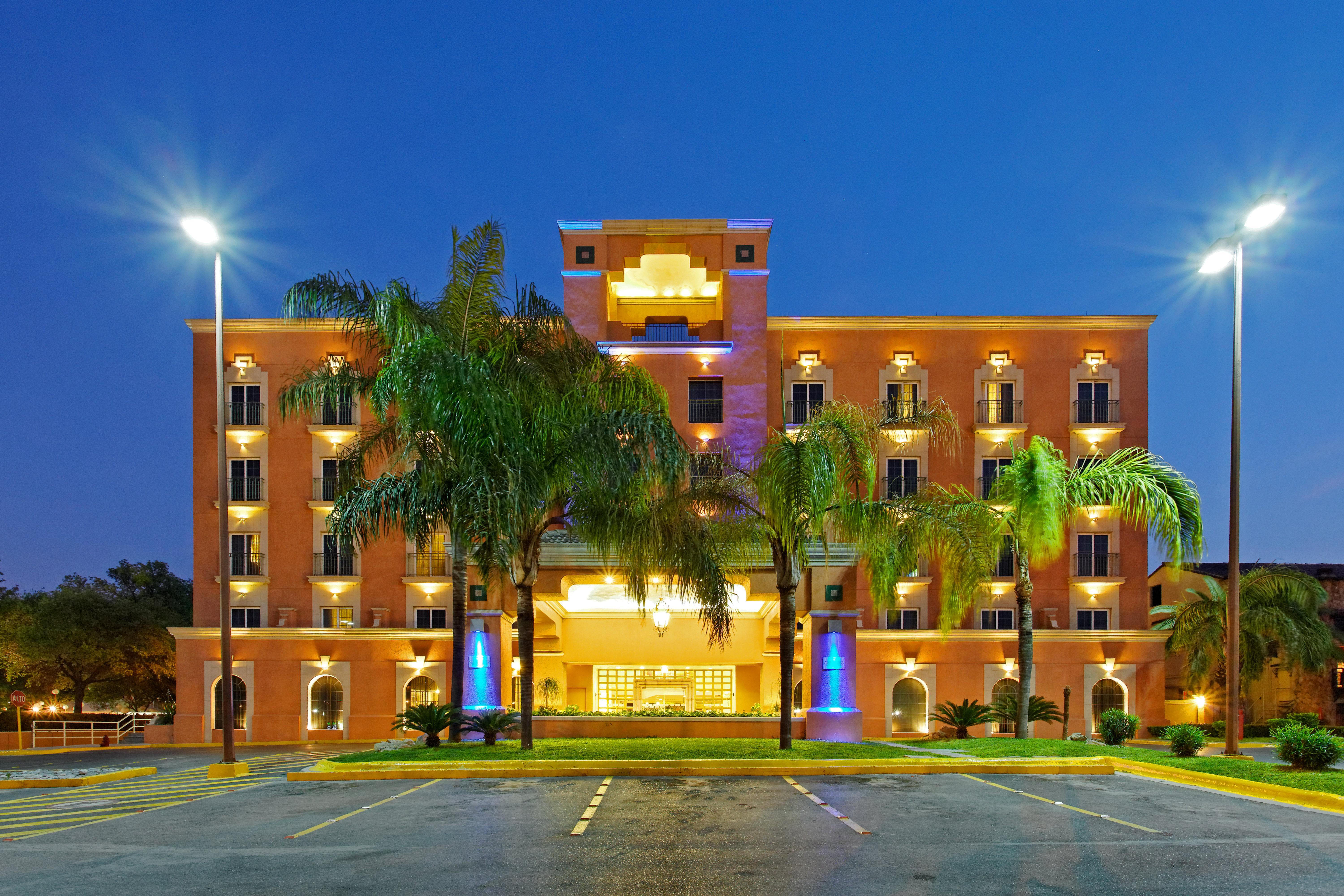 Holiday Inn Express Monterrey Galerias-San Jeronimo By Ihg Luaran gambar
