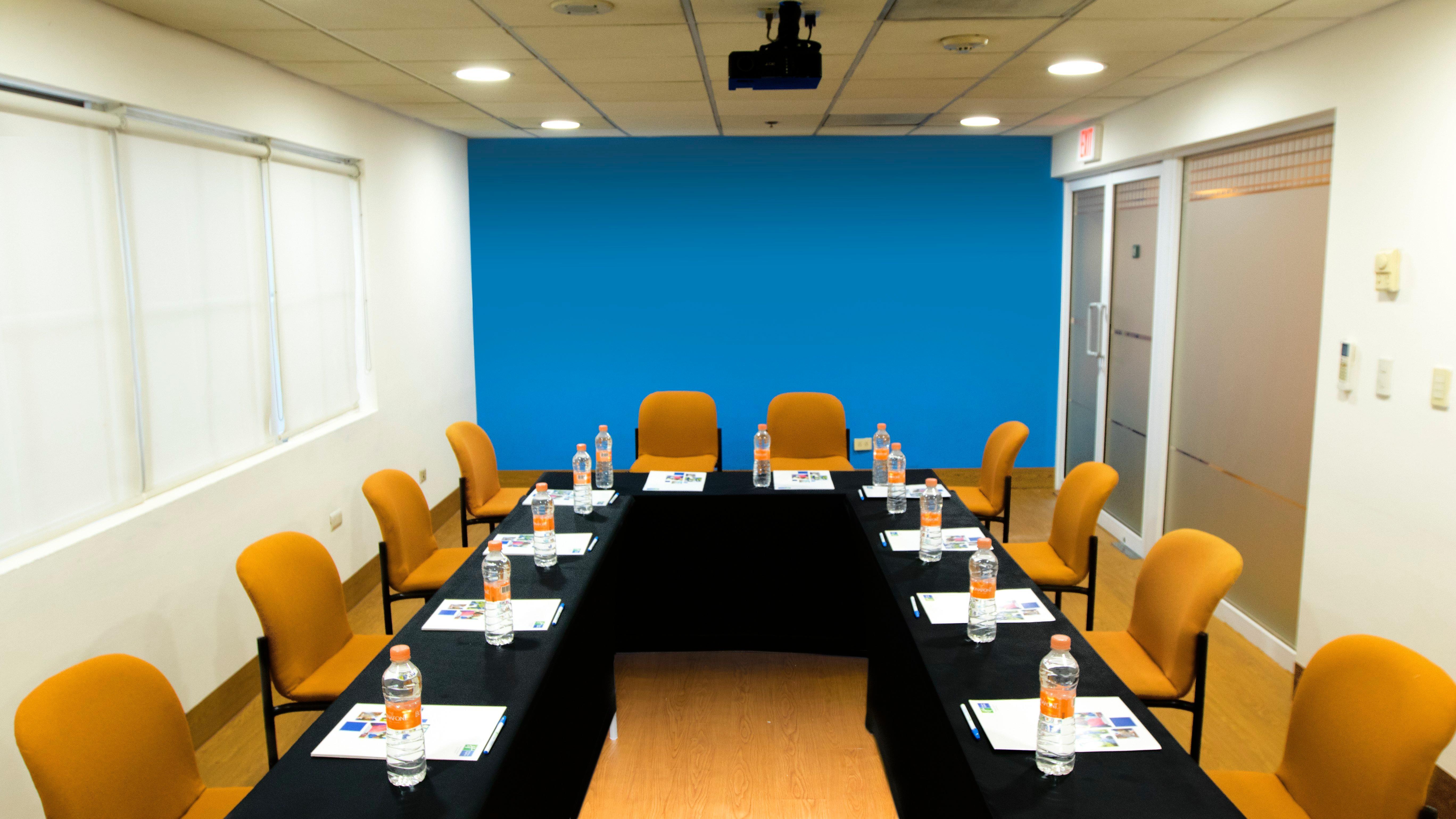 Holiday Inn Express Monterrey Galerias-San Jeronimo By Ihg Luaran gambar