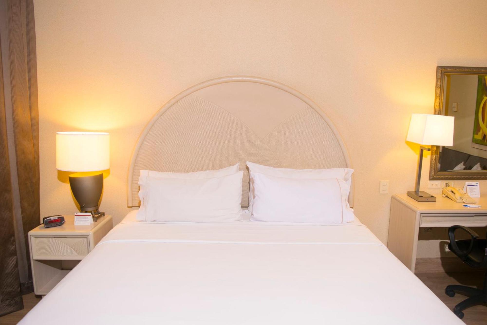 Holiday Inn Express Monterrey Galerias-San Jeronimo By Ihg Luaran gambar