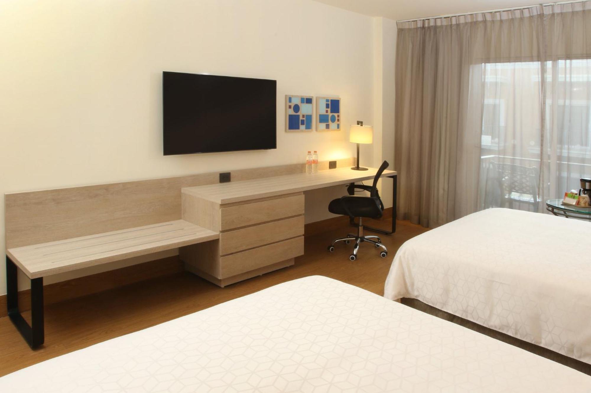 Holiday Inn Express Monterrey Galerias-San Jeronimo By Ihg Luaran gambar