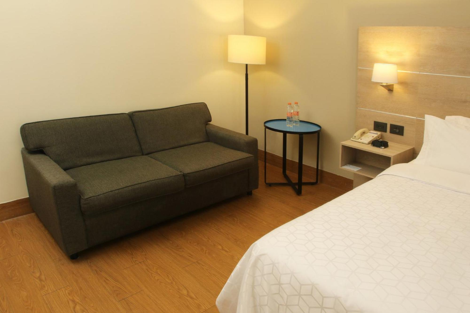 Holiday Inn Express Monterrey Galerias-San Jeronimo By Ihg Luaran gambar