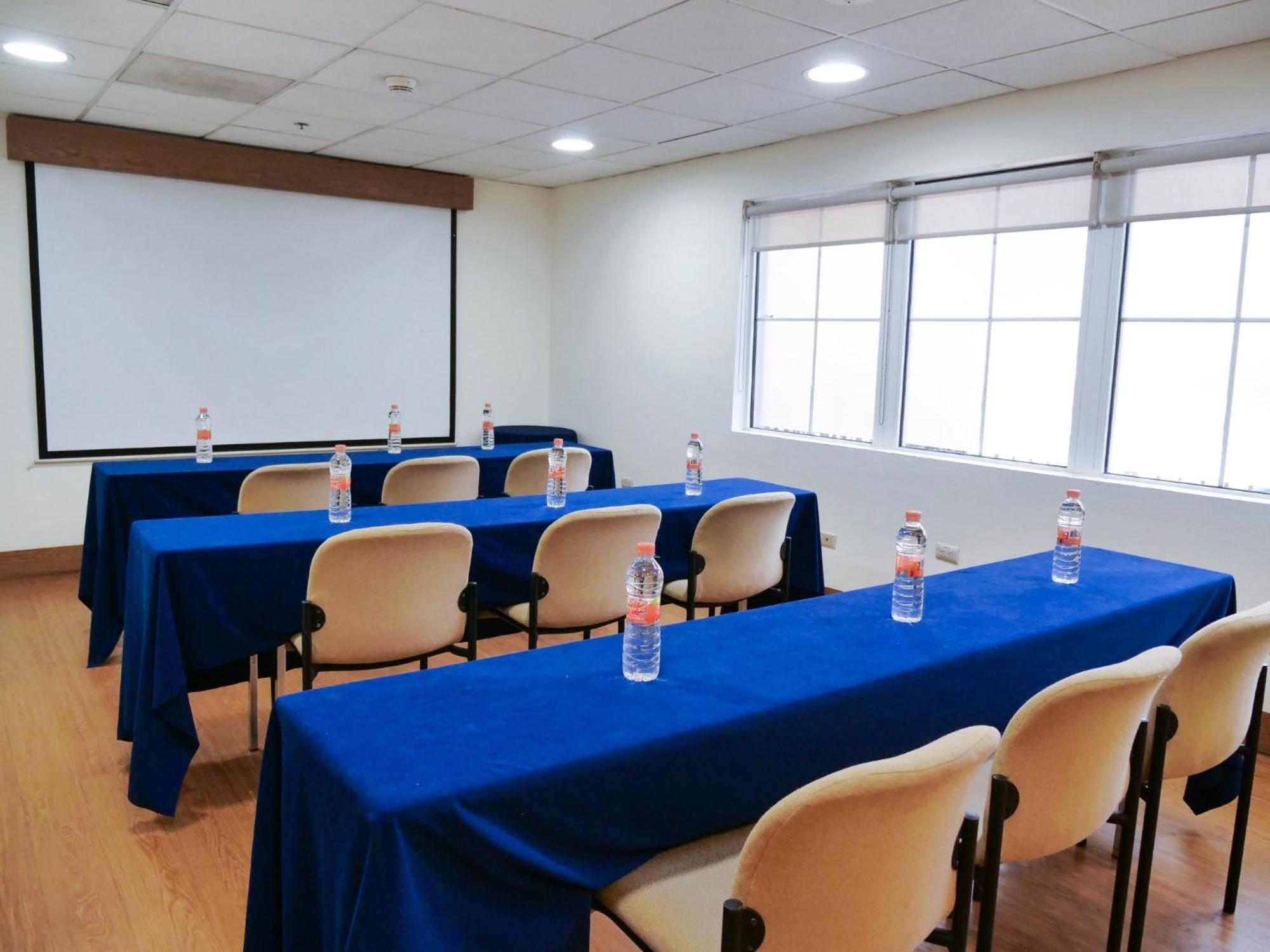 Holiday Inn Express Monterrey Galerias-San Jeronimo By Ihg Luaran gambar